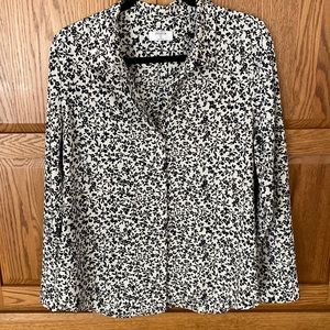 Untuckit Brand Blouse - 12
